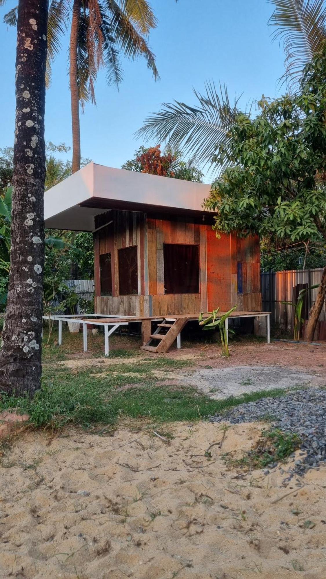 The Bear Bungalow Kampot Buitenkant foto